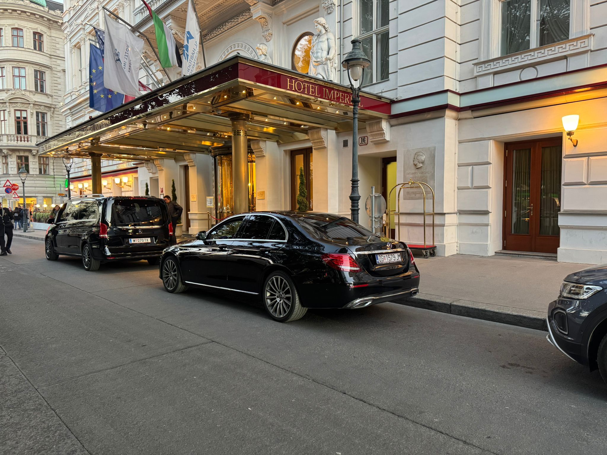 Mercedes at Hotel Imperial